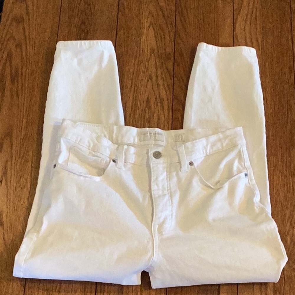 🌸Lucky Brand Women's White, high rise crop Bridgette jeans. Size 12/31